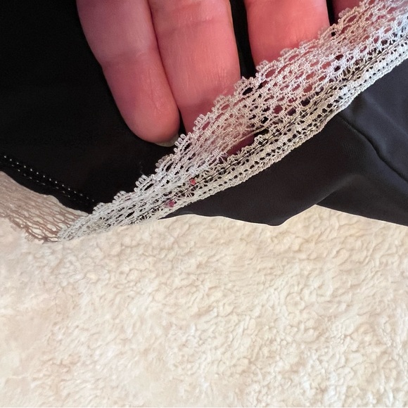 Victoria’s Secret - S/P - Black and Tan trim bodysuit - Picture 16 of 16